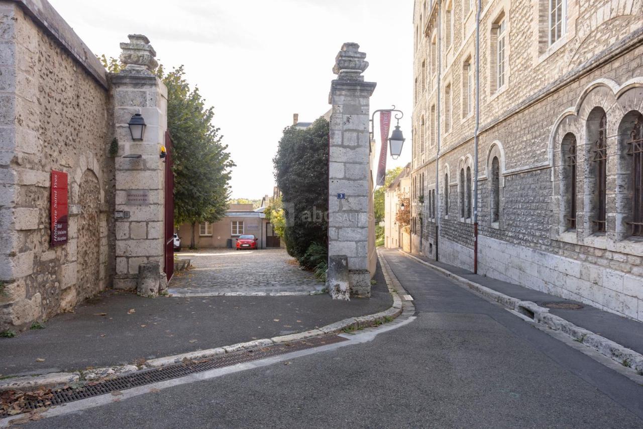 Hotellerie Saint Yves Chartres Luaran gambar